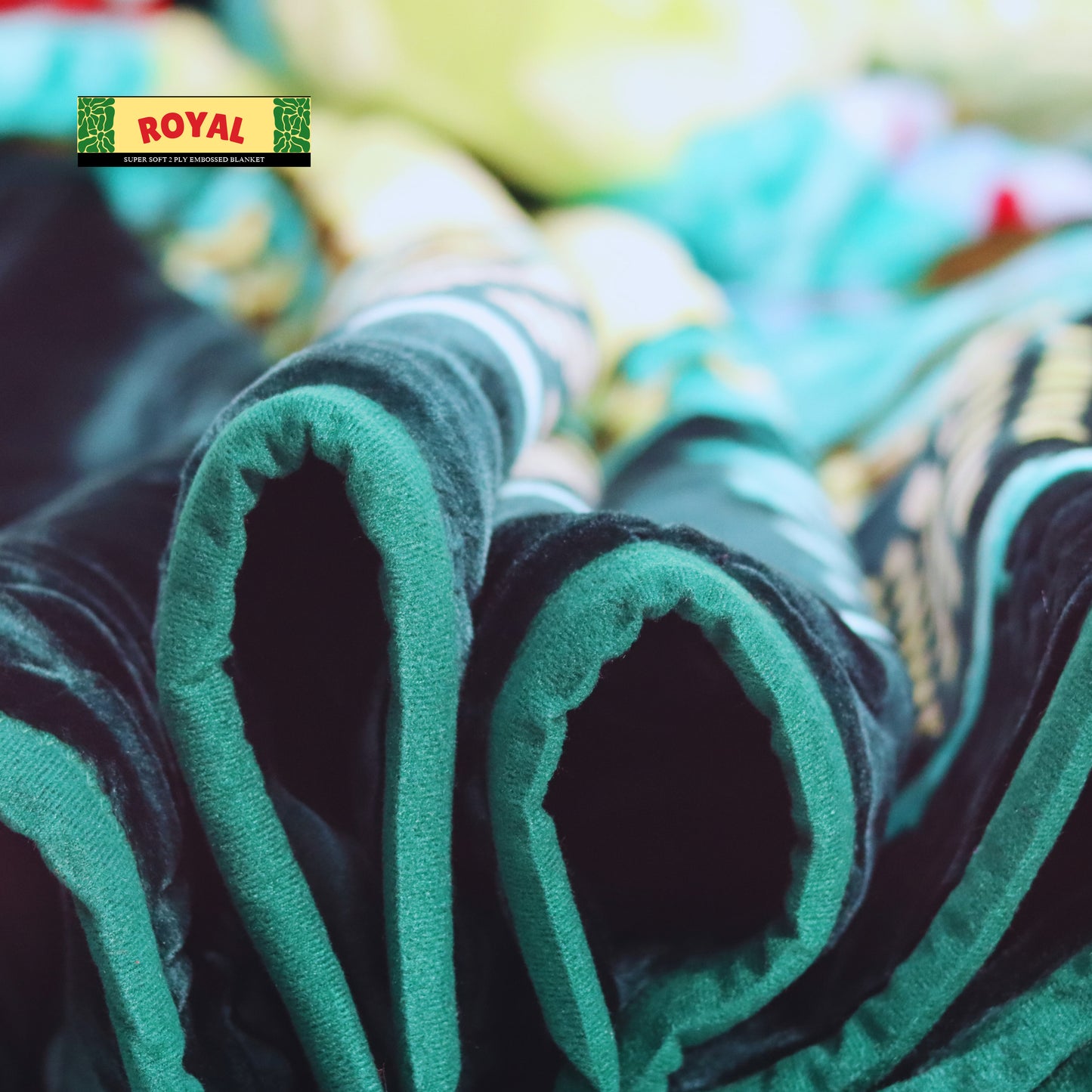 Super Silk Multi-Color Blanket Unfolded View edge badge